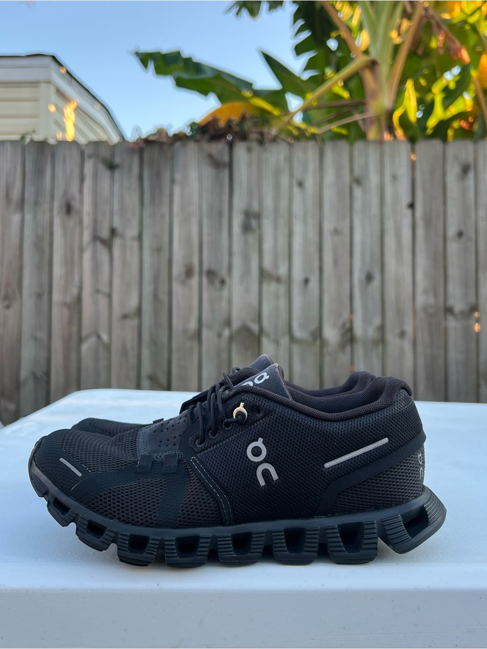 Women’s On Running Cloudflow Athletic Shoes - Black size 5